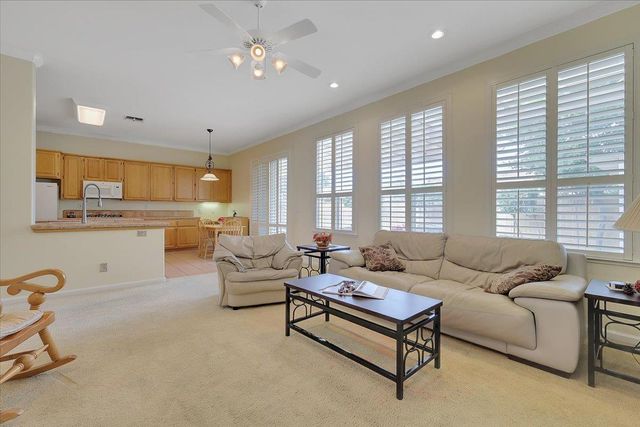 6004 little rock, Rocklin, CA 95765