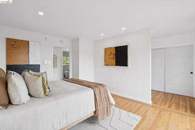 201 Crestmont, Oakland, CA 94619