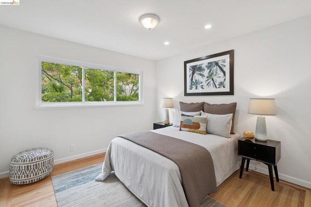 201 Crestmont, Oakland, CA 94619