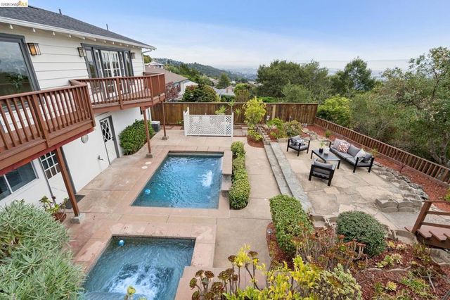201 Crestmont, Oakland, CA 94619