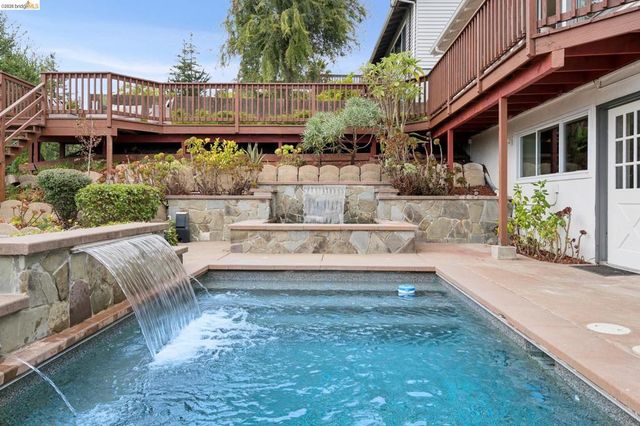 201 Crestmont, Oakland, CA 94619