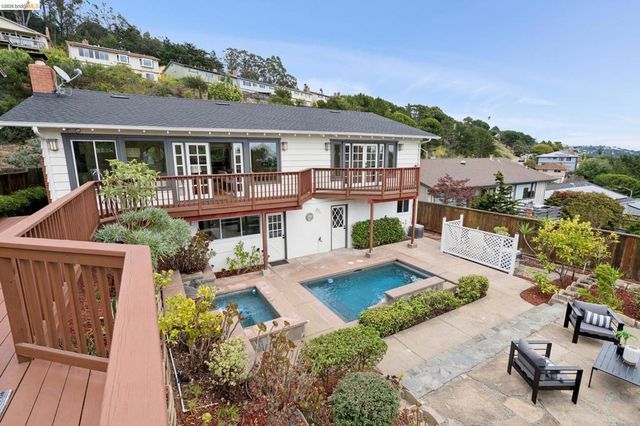 201 Crestmont, Oakland, CA 94619