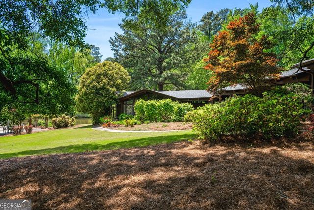 868 Powder Springs Street, Marietta, GA 30064