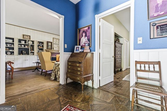 868 Powder Springs Street, Marietta, GA 30064