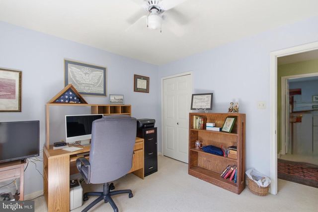 12207 KNIGHTSBRIDGE DR, Woodbridge, VA 22192