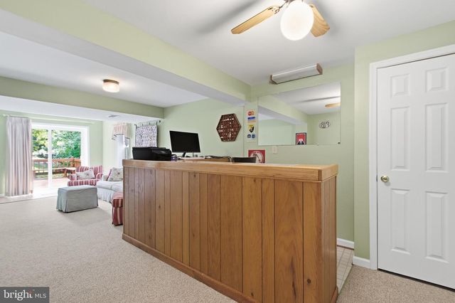 12207 KNIGHTSBRIDGE DR, Woodbridge, VA 22192