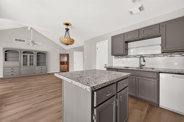 3918 Mill Rock Circle, Sugar Land, TX 77479