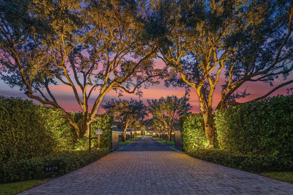 4675 Stables Way, Wellington, FL 33414