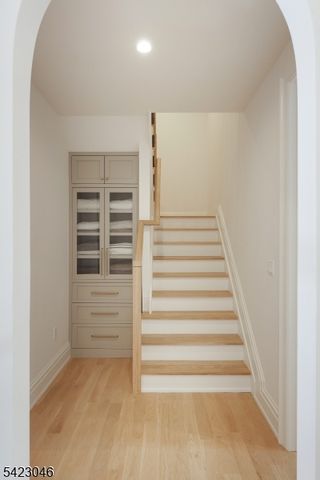 909 Wyandotte Trl, Westfield Town, NJ 07090