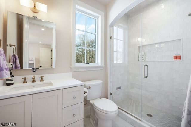 909 Wyandotte Trl, Westfield Town, NJ 07090