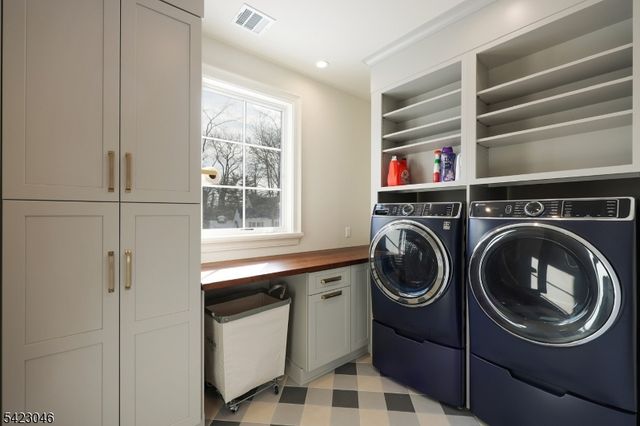 909 Wyandotte Trl, Westfield Town, NJ 07090