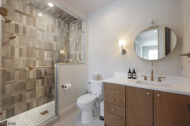 909 Wyandotte Trl, Westfield Town, NJ 07090