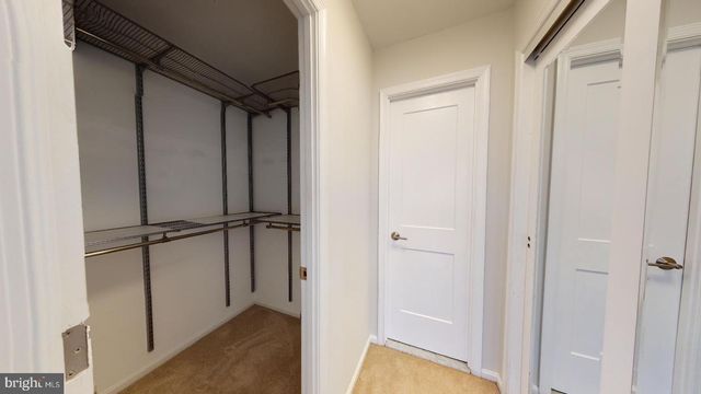 2029 S GLEBE RD, Arlington, VA 22204