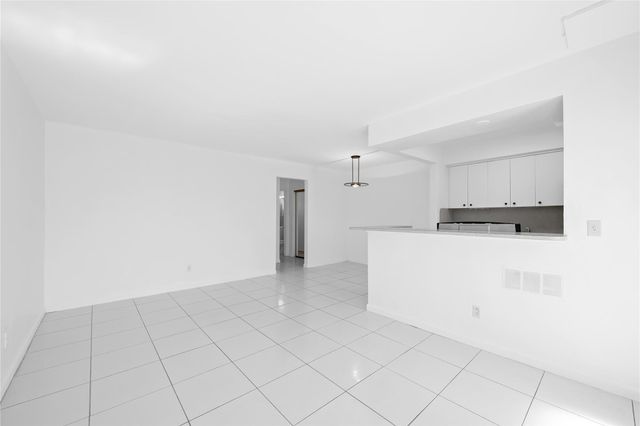 2700 NE 135th Street 34, North Miami, FL 33181