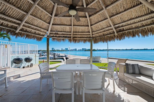 2700 NE 135th Street 34, North Miami, FL 33181