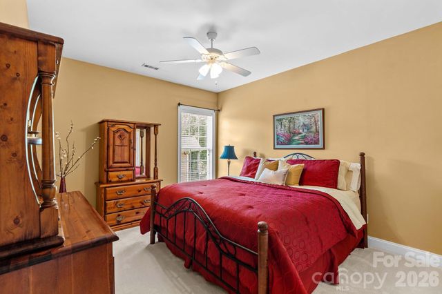 7767 St Andrews Lane, Stanley, NC 28164