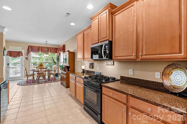 7767 St Andrews Lane, Stanley, NC 28164