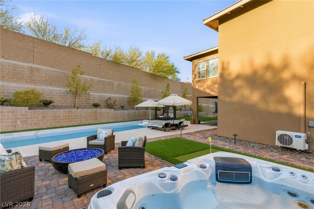 748 Agate Hills Street, Las Vegas, NV 89138