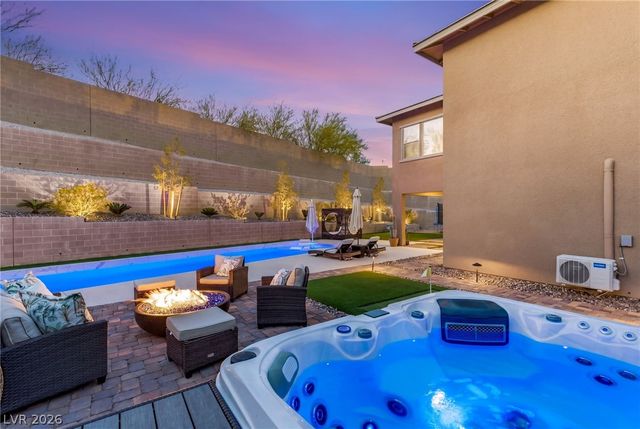 748 Agate Hills Street, Las Vegas, NV 89138
