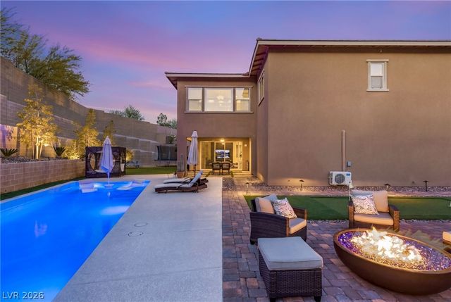 748 Agate Hills Street, Las Vegas, NV 89138