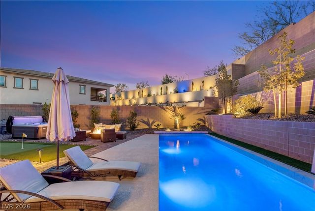 748 Agate Hills Street, Las Vegas, NV 89138