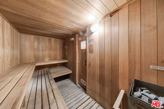 525 S Ardmore Avenue 351, Los Angeles, CA 90020