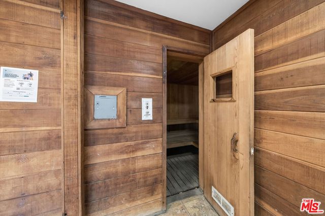 525 S Ardmore Avenue 351, Los Angeles, CA 90020