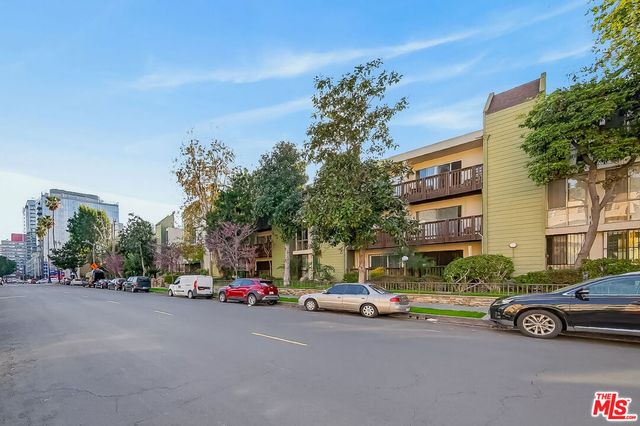 525 S Ardmore Avenue 351, Los Angeles, CA 90020