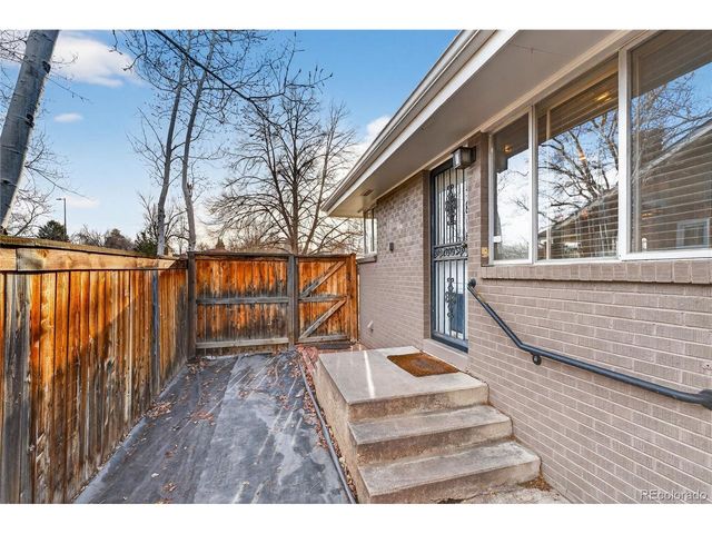 2105 S Adams St, Denver, CO 80210