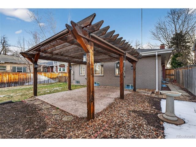 2105 S Adams St, Denver, CO 80210