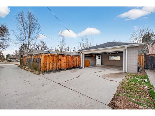 2105 S Adams St, Denver, CO 80210