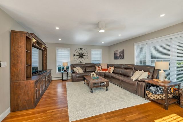 12 Longmeadow, Windham, NH 03087