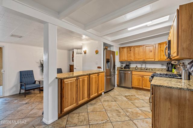 5860 E 30th Street, Tucson, AZ 85711