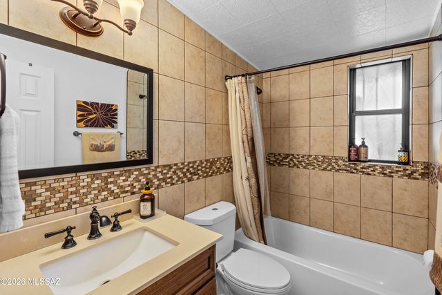 5860 E 30th Street, Tucson, AZ 85711