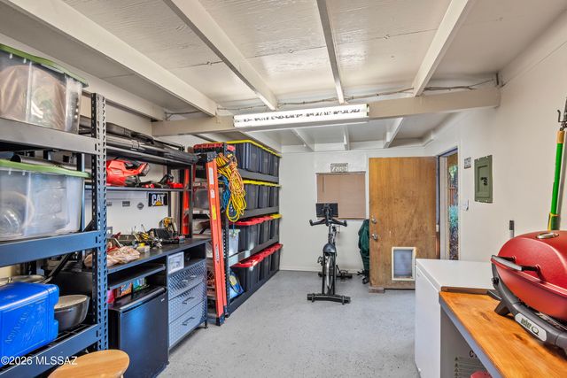 5860 E 30th Street, Tucson, AZ 85711