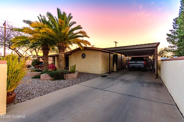 5860 E 30th Street, Tucson, AZ 85711