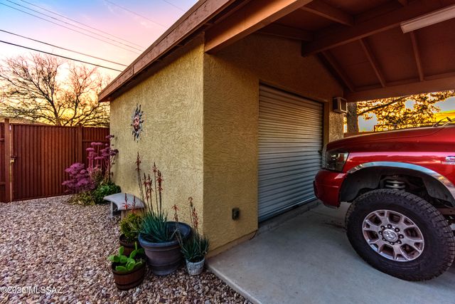 5860 E 30th Street, Tucson, AZ 85711