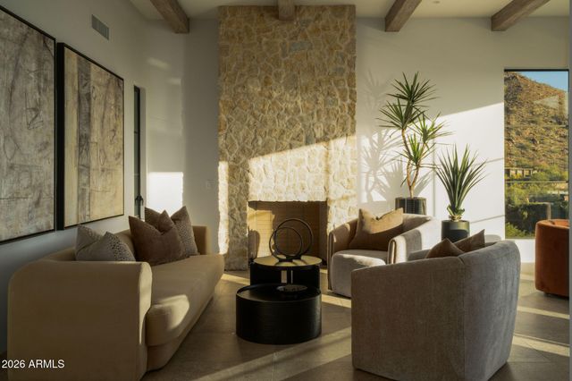 5939 E QUARTZ MOUNTAIN Road, Paradise Valley, AZ 85253