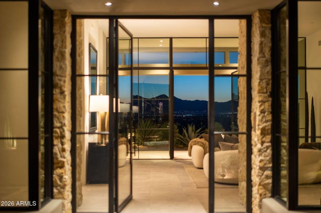 5939 E QUARTZ MOUNTAIN Road, Paradise Valley, AZ 85253