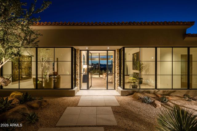 5939 E QUARTZ MOUNTAIN Road, Paradise Valley, AZ 85253