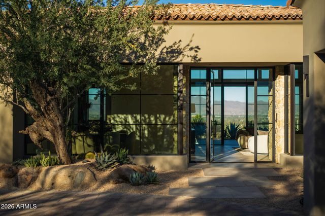 5939 E QUARTZ MOUNTAIN Road, Paradise Valley, AZ 85253