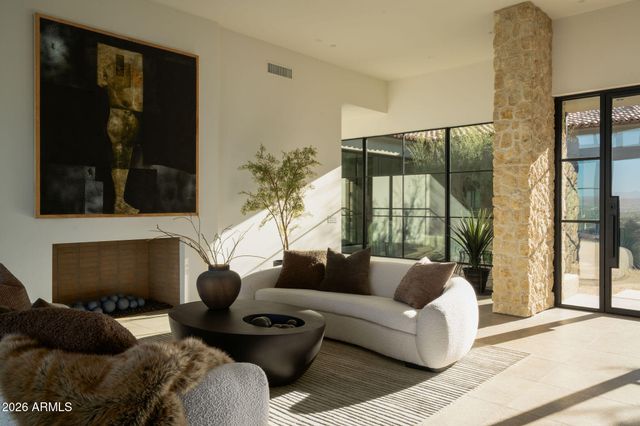 5939 E QUARTZ MOUNTAIN Road, Paradise Valley, AZ 85253