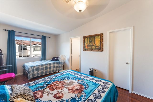 5330 East Charleston Boulevard 123, Las Vegas, NV 89142