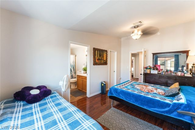 5330 East Charleston Boulevard 123, Las Vegas, NV 89142