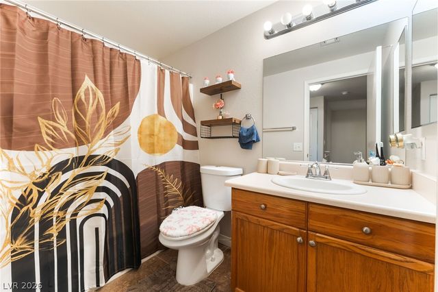 5330 East Charleston Boulevard 123, Las Vegas, NV 89142