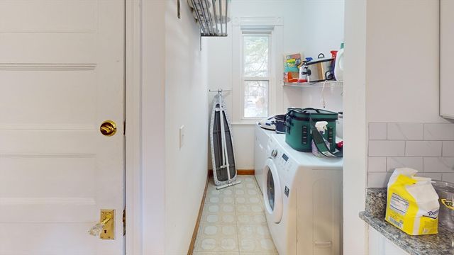 31 Ainsworth 2, Boston, MA 02131