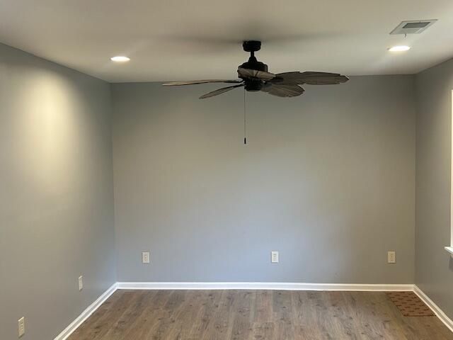 9 E Wen Le Court E, Sumter, SC 29150