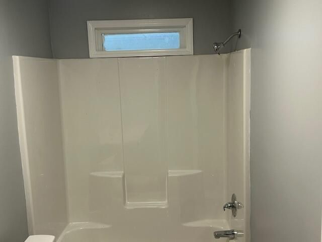 9 E Wen Le Court E, Sumter, SC 29150