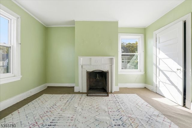 253 Midland Ave, East Orange City, NJ 07017