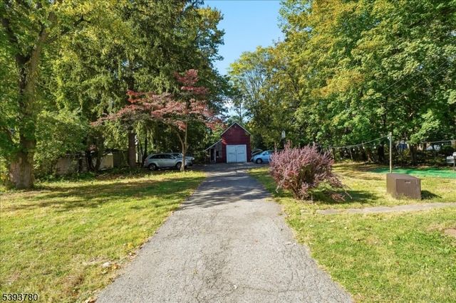 253 Midland Ave, East Orange City, NJ 07017